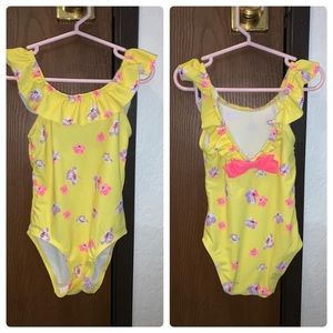 Old navy bathing suit size 5t